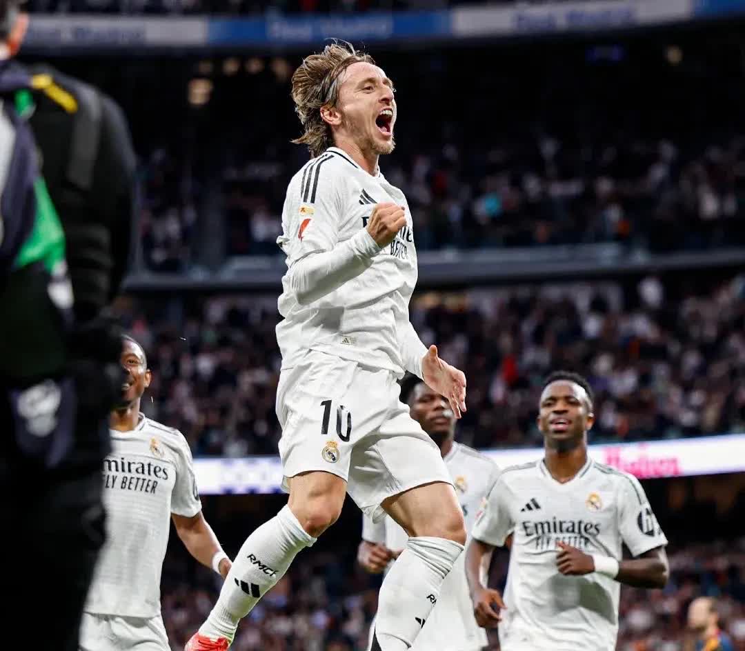 包含TES前途光明！，德布劳内新星出色防守表现突出比赛高潮迭起的词条-kaiyun