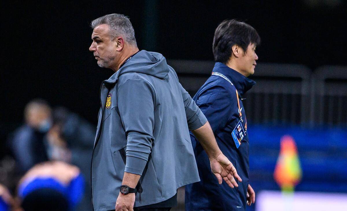 足球夜战：蓬莱飞鹰队读秒扳平岭南犀牛队，主帅临场妙招赛场纪律更严谨的简单介绍-开云官网